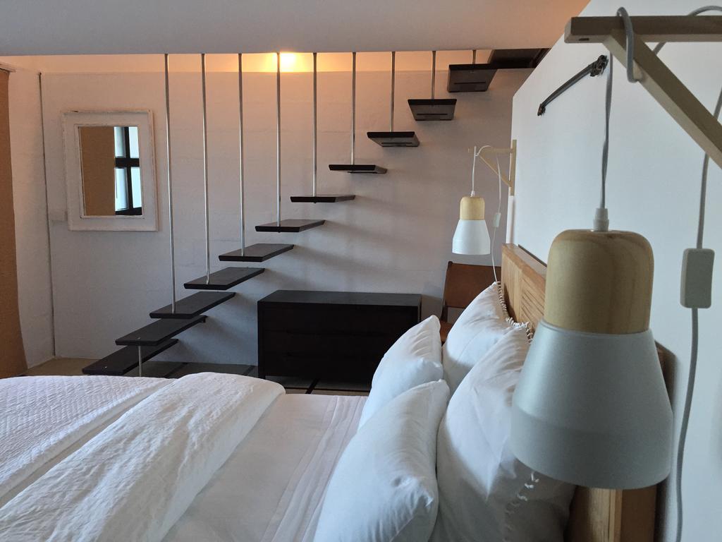 Shorebreak Studio Apartments Sapphire Beach Exterior foto